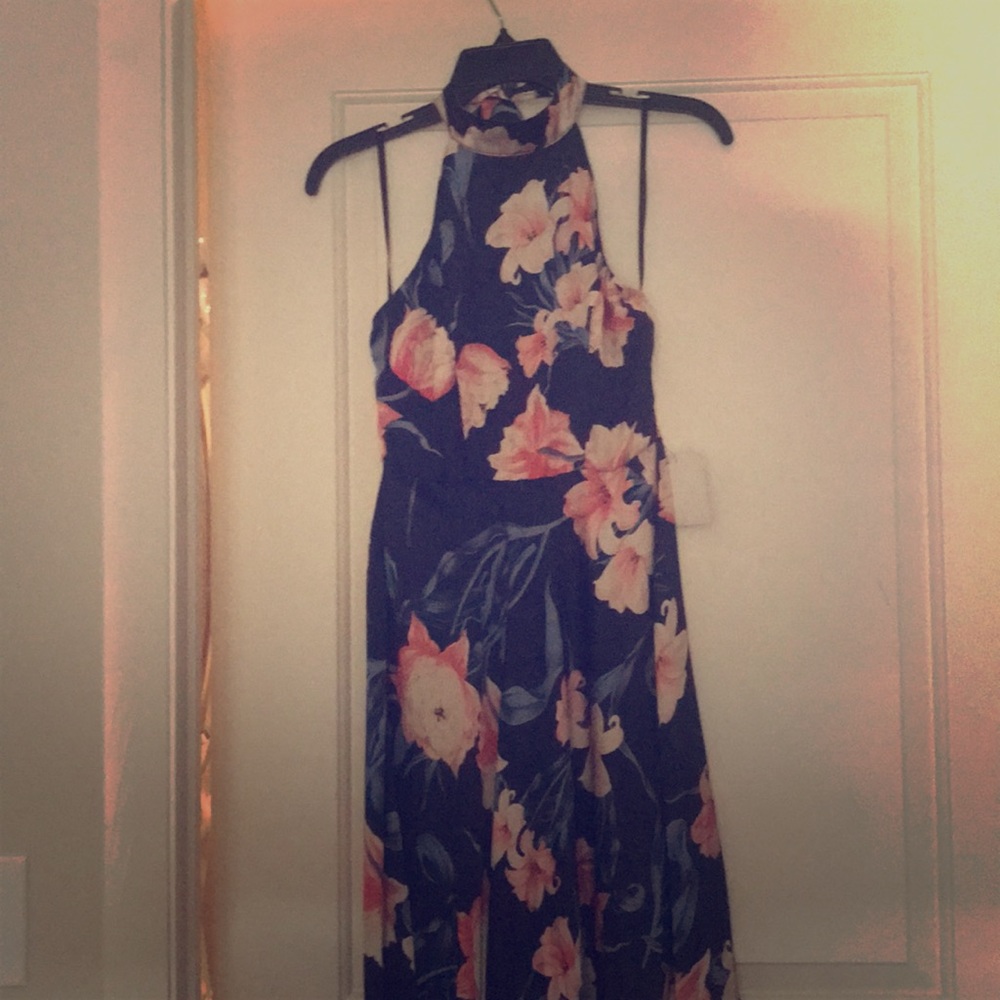 Beautiful floral halter style maxi dress